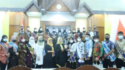 Terima Audiens Finalis Duta GenRe, Erna Rasyid Taufan Uraikan Dua Kategori Stunting