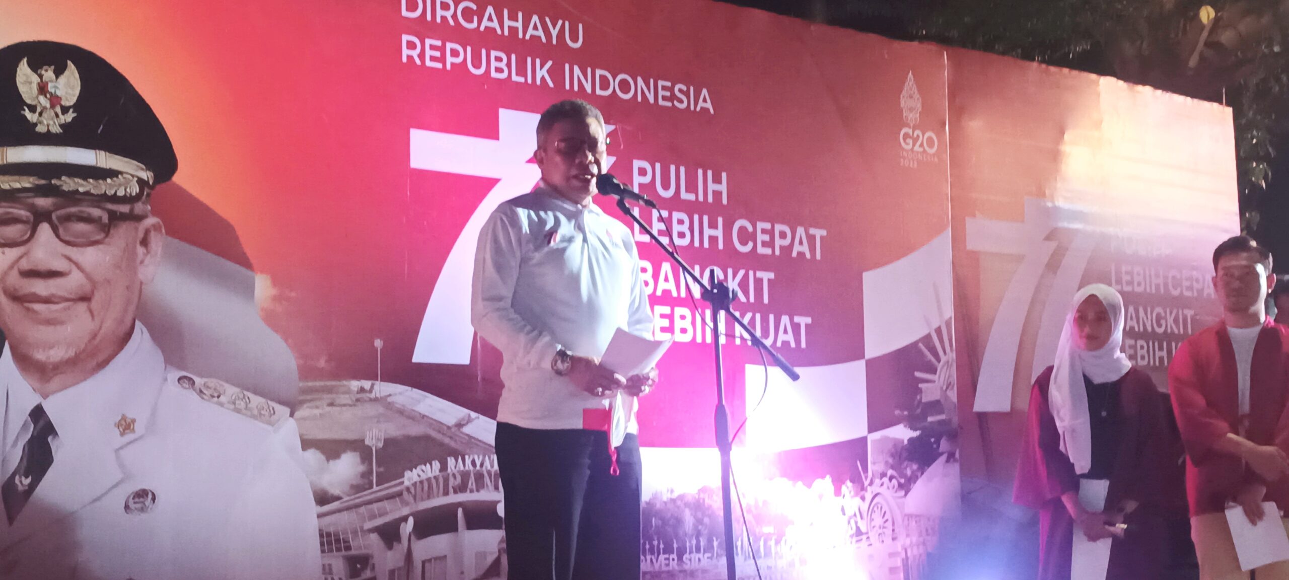 Wali Kota Parepare Taufan Pawe Lepas Peserta Lomba Gerak Jalan Tingkat Pelajar