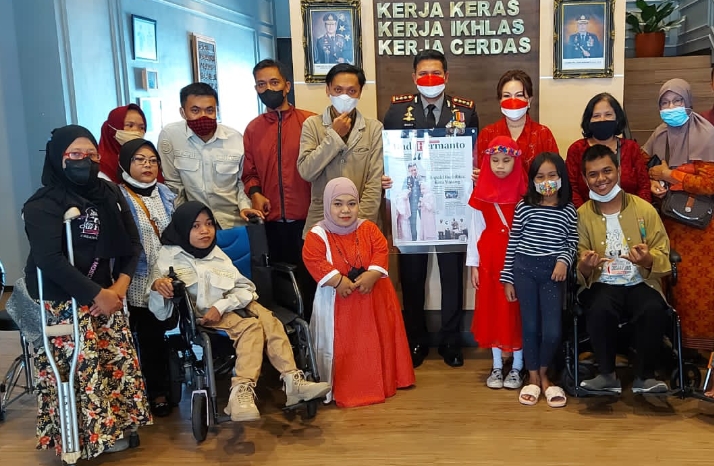 Momentum HUT RI, Kombes Pol Budi Hermanto Terima Anugerah Sebagai Bapak Disabilitas Kota Malang