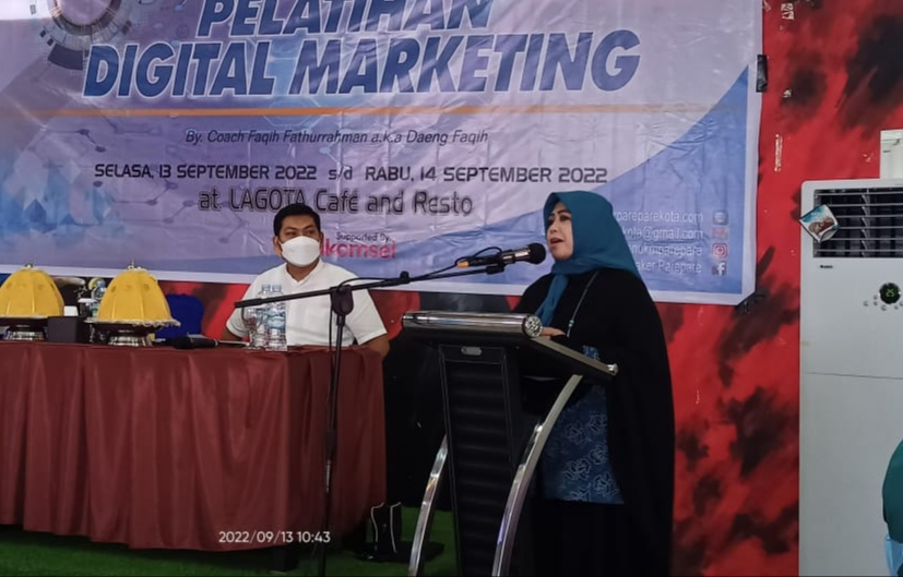 Erna Rasyid Taufan Buka Pelatihan Digital Marketing, Paparkan Metode Berdagang Ala Nabi