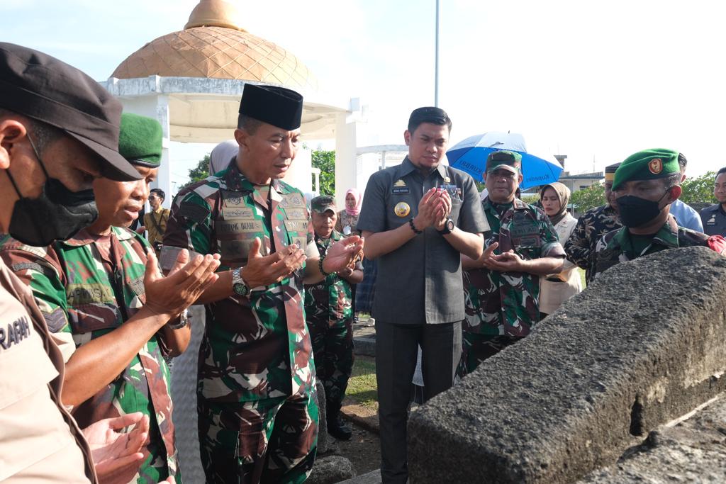 Bupati Gowa Paparkan Kolaborasi Pemerintah dengan TNI ke Pangdam XIV Hasanuddin