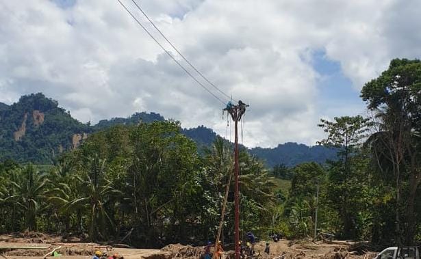 PLN Gerak Cepat Pulihkan Pasokan Listrik Pasca Bencana Alam di Mamuju dan Toraja Utara
