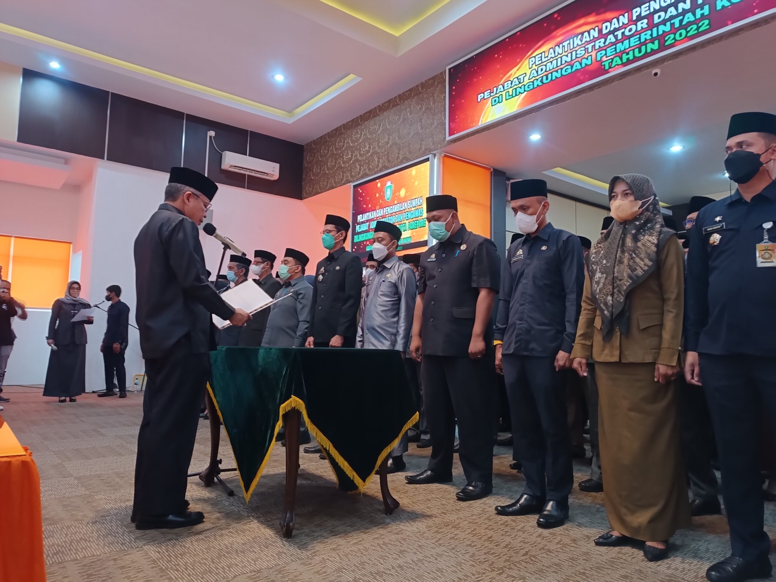 Wali Kota Parepare Lantik Puluhan Pejabat Administrator dan Pengawas, Pesankan Tingkatkan Integritas