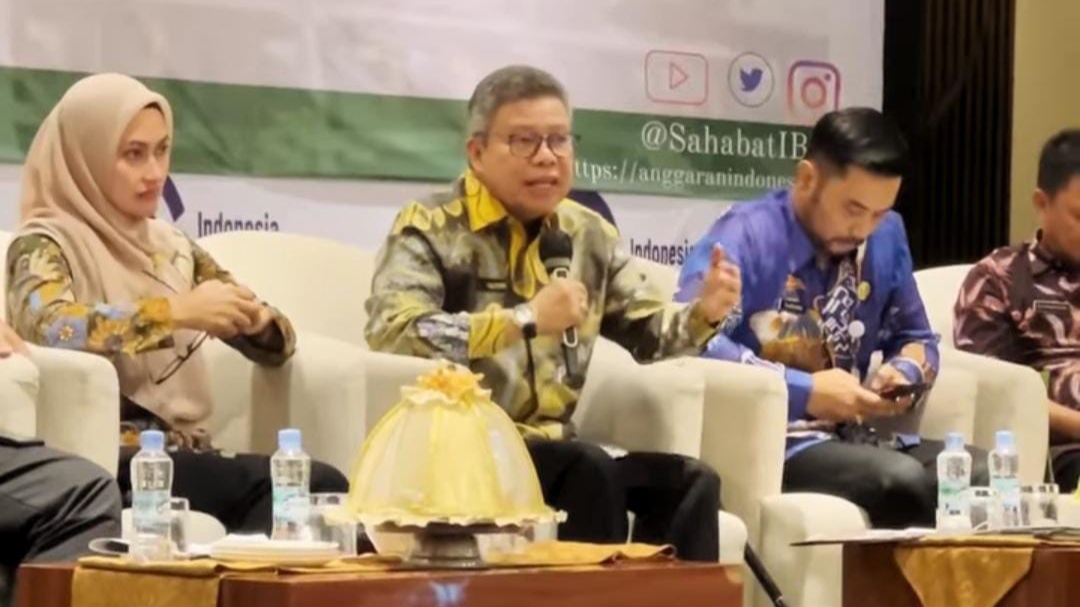 Pembicara di Green Leader Forum Sulsel, Taufan Pawe Paparkan Sumber Inspirasi Bangun Parepare