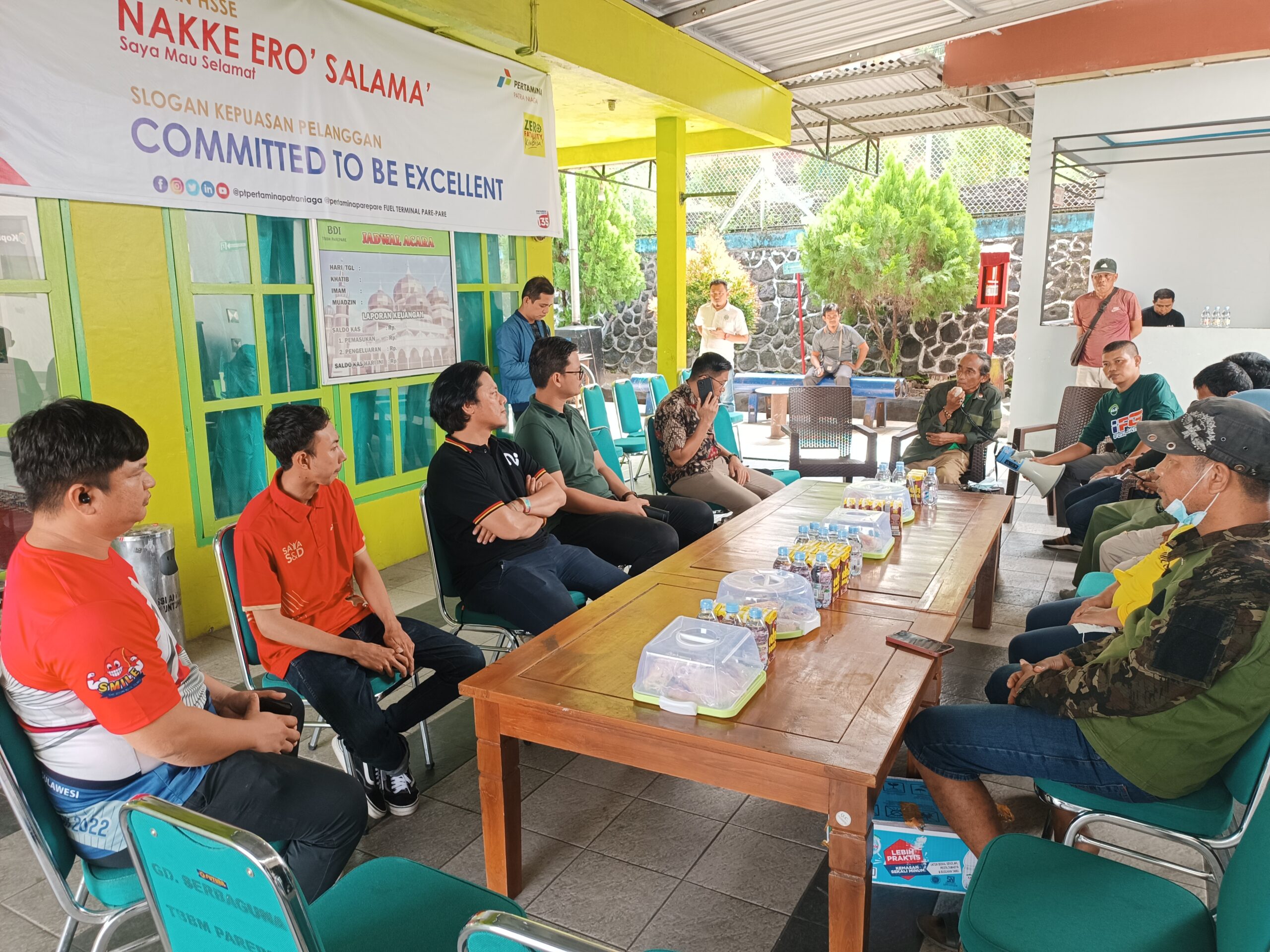 Lingkar Hijau Parepare Lakukan Aksi Peringati Hari Anti Korupsi Sedunia