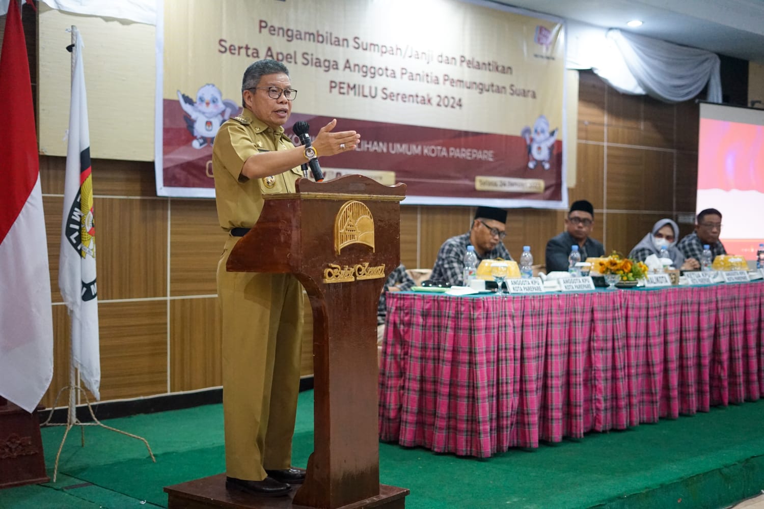 Hadiri Pelantikan PPS, Wali Kota Parepare Taufan Pawe Pesankan Jaga Integritas