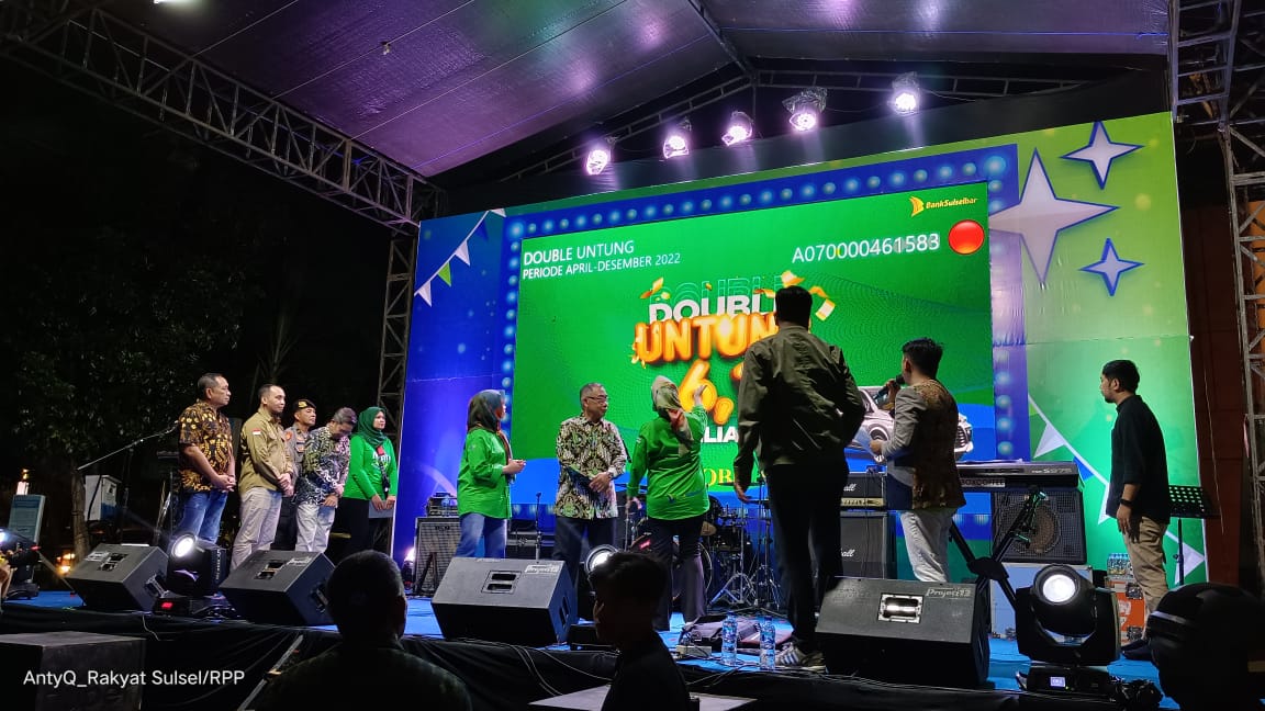 Bertabur Hadiah, Malam Puncak Program Double Untung Bank Sulselbar di Parepare Berlangsung Meriah