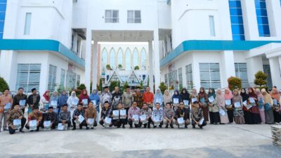 Rektor IAIN Parepare Serahkan SK Kenaikan Jabatan Fungsional untuk 45 Dosen, Pesankan Terus Tingkatkan Kinerja