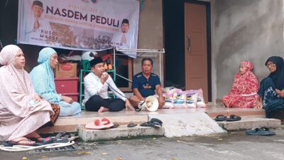 Tasming Hamid Bagikan Ratusan Sak Beras ke Warga di Lima Titik