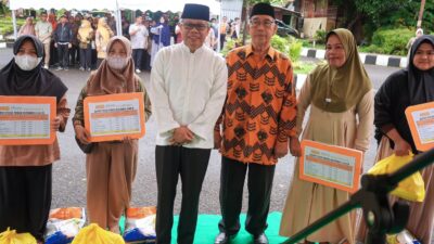 Pastikan Warga Terlayani, Taufan Pawe Perintahkan Camat dan Lurah Pantau Proses Pasar Murah Ramadan