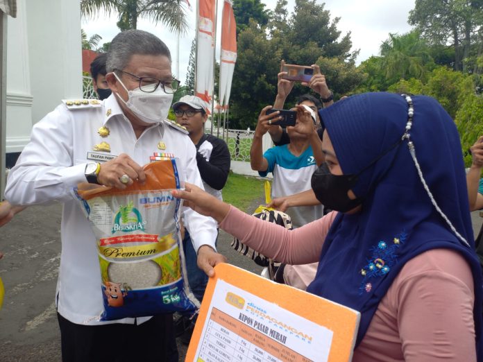 Wali Kota Parepare Instruksikan Disdag Pantau Harga Jual Beras Bulog