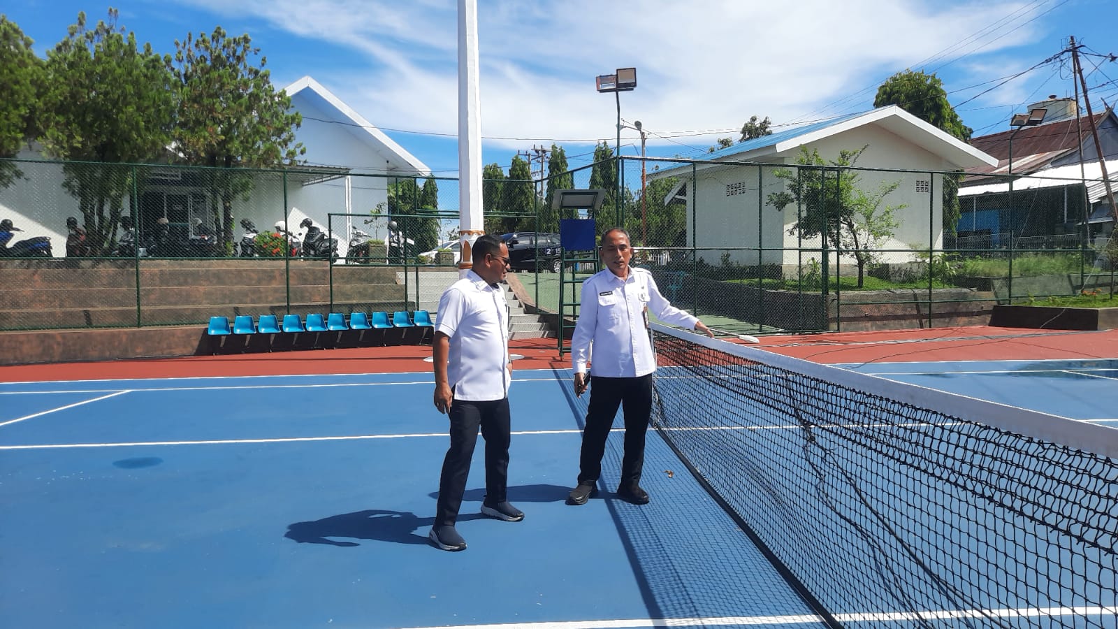 Ubah Lahan Kosong Jadi Lapangan Tenis, Direksi PAM Tirta Karajae Parepare Dapat Apresiasi dari Pelti