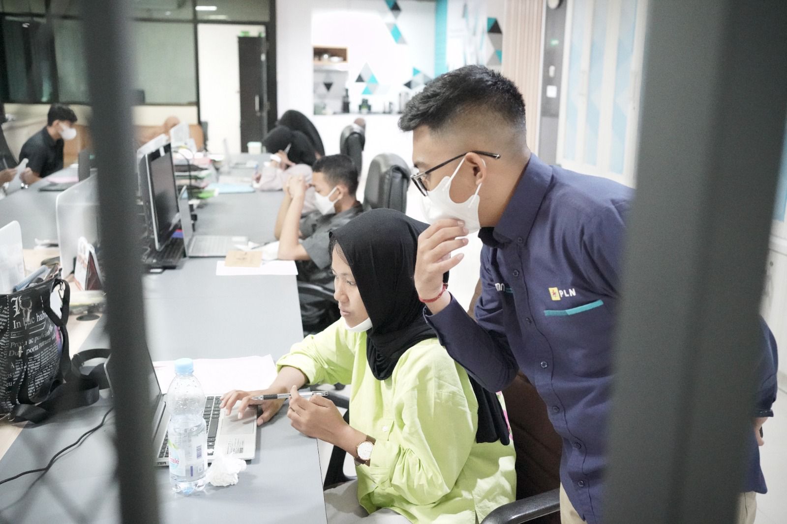 Ramai Peminat, Ratusan Calon Mahasiswa Ikuti Tes Penerimaan ITPLN