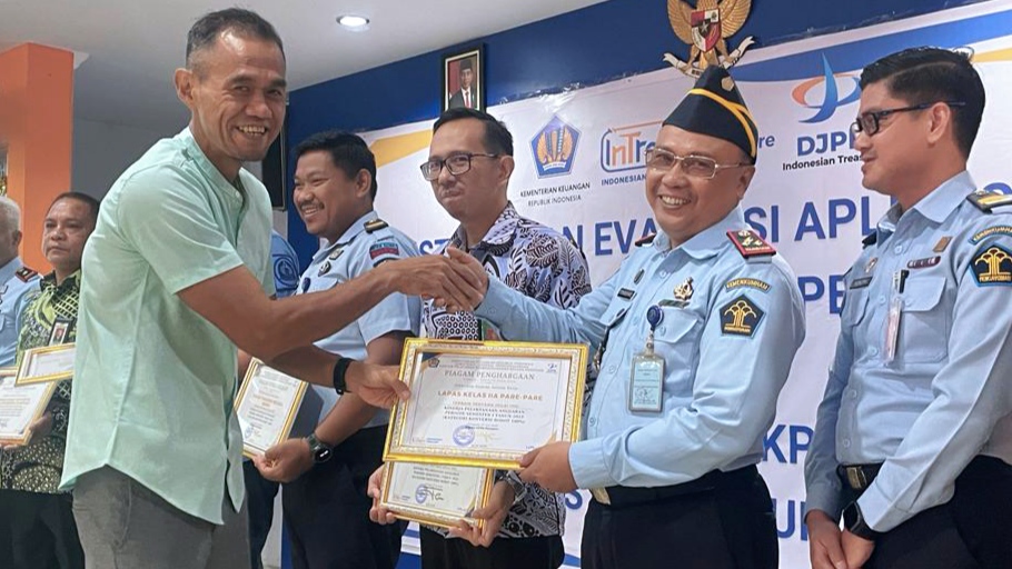 Lapas Parepare Dapat Penghargaan dari KPPN, Pelaksanaan Anggaran Semester I Capai 100 Persen