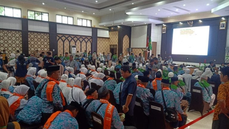 Dinkes Parepare Cek Kesehatan Jemaah Haji yang Baru Tiba, Imbau Tetap Jaga Kondisi Kesehatan