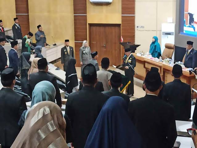 Wali Kota Taufan Pawe Lantik Husni Syam jadi Penjabat Sekda Parepare