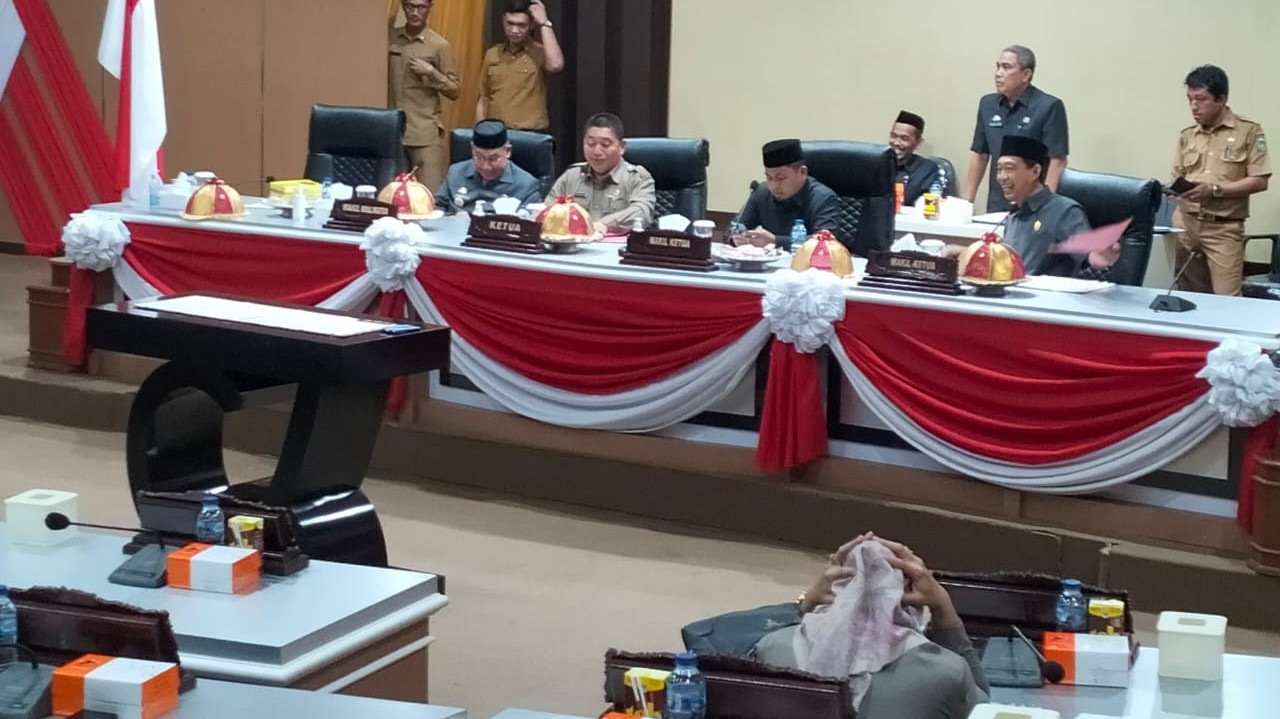 Paripurna DPRD Pangerang Rahim Sampaikan Pendapat Wali Kota Parepare Soal Delapan Ranperda Inisiatif DPRD