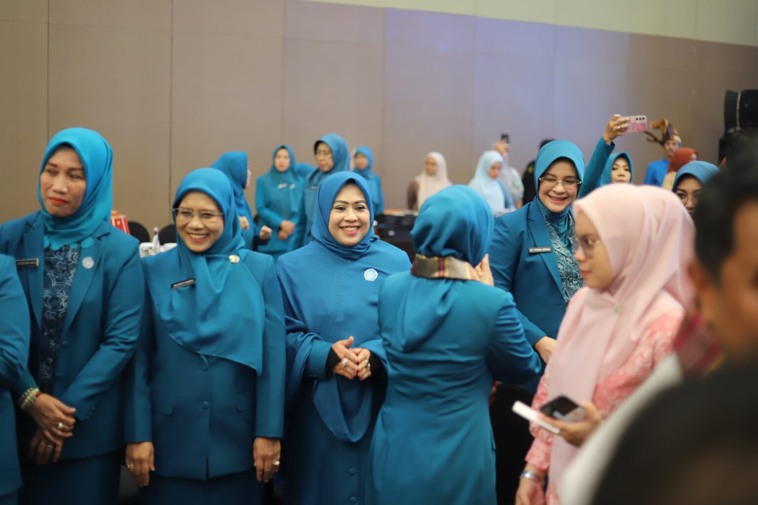 Hadiri Rakorda PKK Sulsel, Erna Rasyid Taufan Harap Semangat Kader Tak Kendor