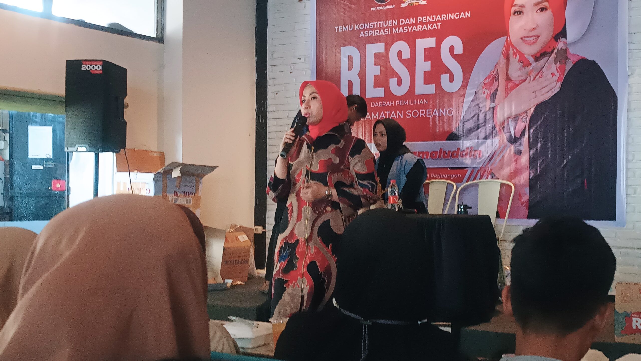 Legislator PDIP Parepare Apriyani Djamaluddin Terima Aspirasi Warga Soreang, Minta Bantuan Alat Usaha Hingga Seragam Sekolah