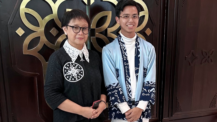 Putra Daerah Anak Anggota DPRD Parepare Dapat Kehormatan Diundang Menlu Reno Marsudi