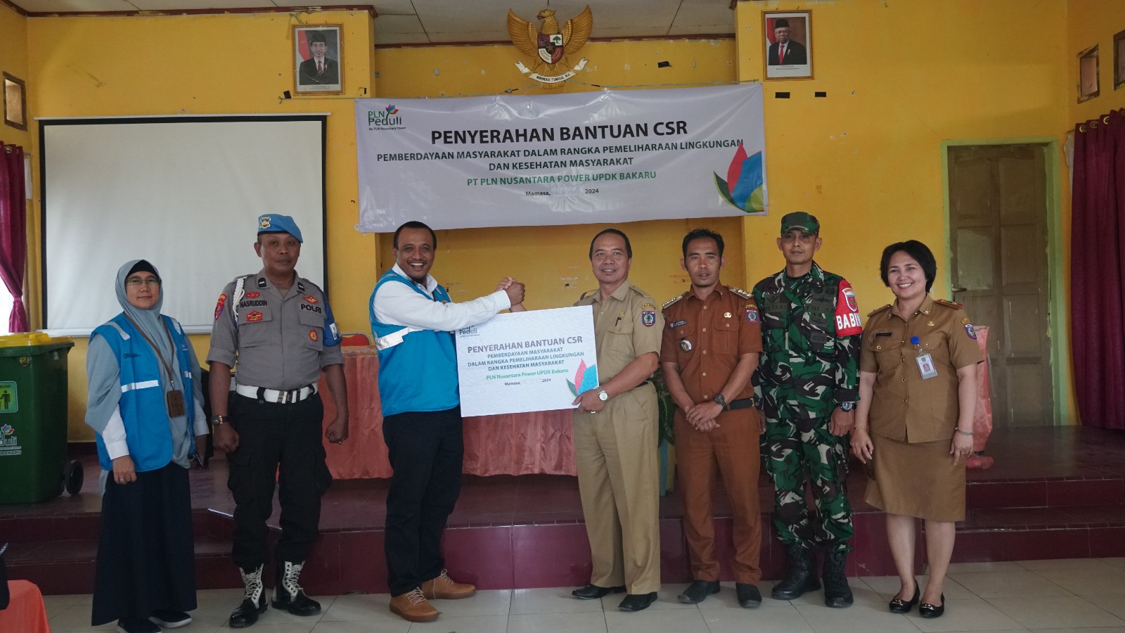 Salurkan CSR, PLN Nusantara Power UPDK Bakaru Bantu Pemberdayaan Masyarakat dan Lingkungan di Mamasa