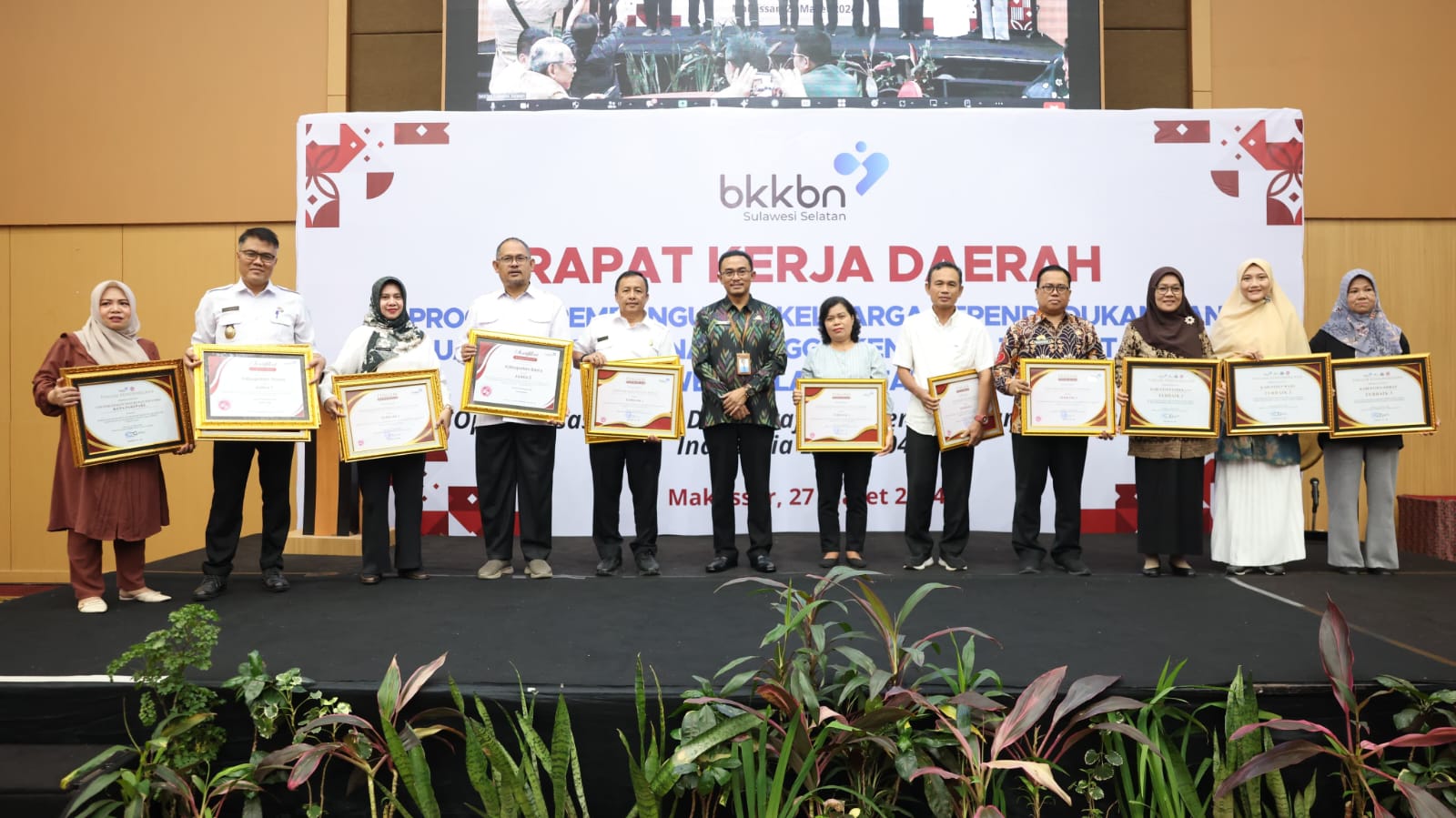 Prestasi Gemilang! Kota Parepare Raih Juara Pertama Capaian Pelayanan KB, Sabet 2 Penghargaan Tingkat Provinsi