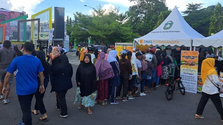 Pemkot Parepare Kembali Gelar Pasar Murah di Alun-alun Lapangan Andi Makkasau