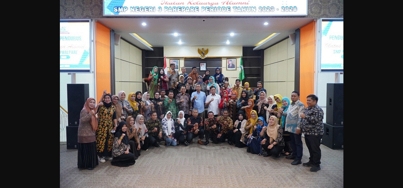 Pj Wali Kota Parepare Akbar Ali Ucapkan Selamat Pengukuhan IKA SMPN 3