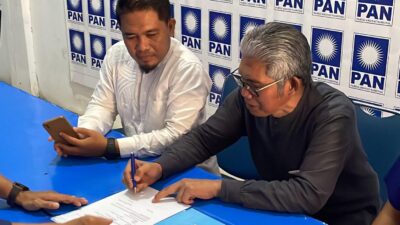 Tasming Hamid Diwakili Dua Mantan Legislator Parepare Ambil Formulir Penjaringan Cawalkot di PAN
