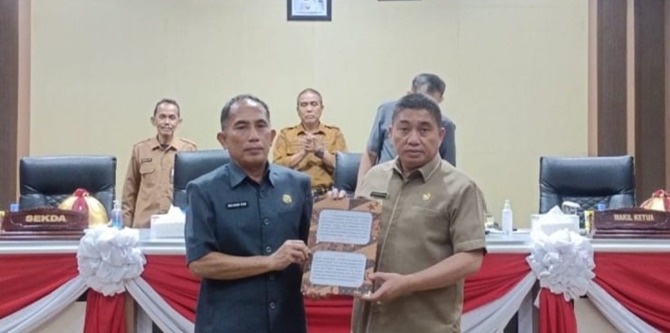 DPRD dan Pemkot Tandatangani Rekomendasi atas LKPJ Wali Kota Parepare Tahun 2023