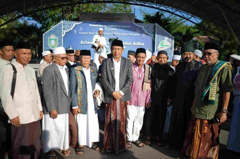 Akbar Ali Laksanakan Salat Iduladha 1445 H di Lapangan Andi Makkasau Parepare