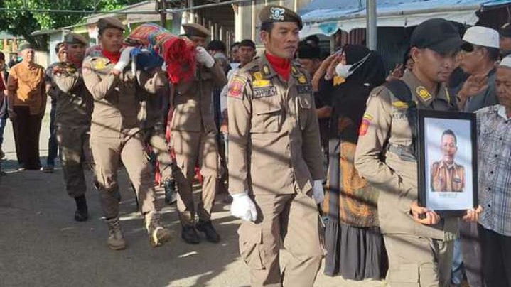 Akbar Ali Pimpin Doa Meninggal yang Seorang ASN Pemkot Parepare