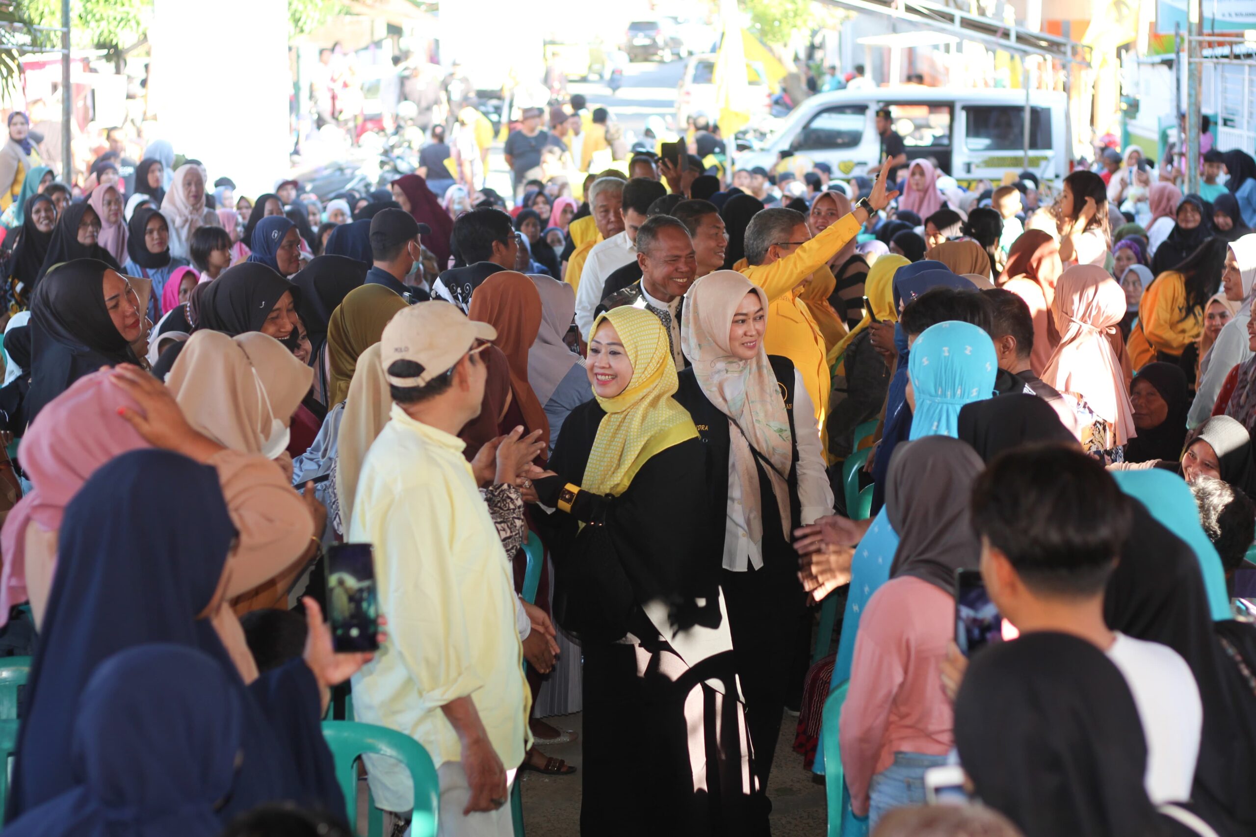 Komitmen Erna Rasyid Taufan Realisasikan 15 Program Andalan, Warga Labukkang Antusias Hadiri ERAT Menyapa