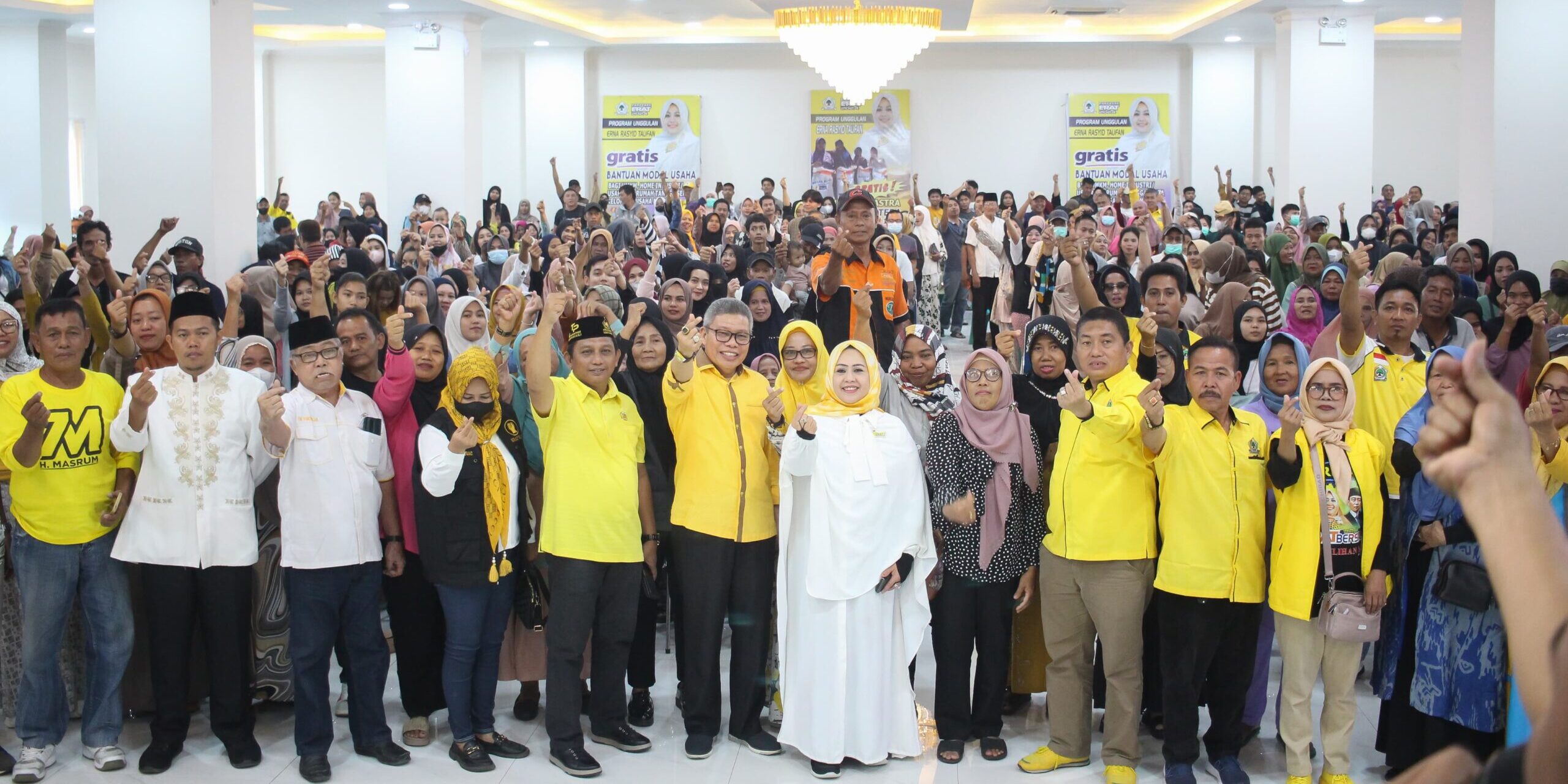 Erat Menyapa: Ribuan Warga Sambut Baik Komitmen Erna Rasyid Taufan Teruskan Pembangunan Parepare