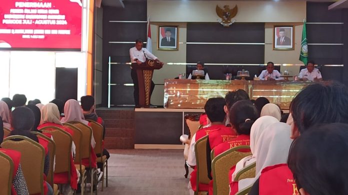 Pj Wali Kota Akbar Ali Sambut Mahasiswa KKN Unhas, Harap Berikan Masukan Positif untuk Program Pembangunan