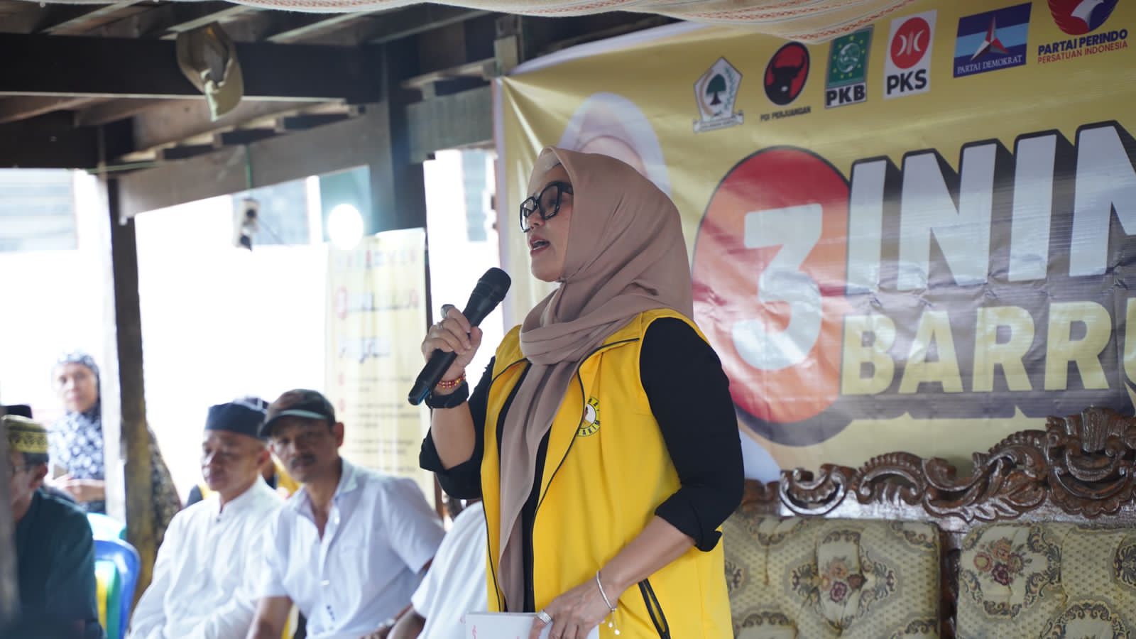 Warga Desa Kading Sambut Hangat Andi Ina Kartika Sari: Harapan Bupati Perempuan Pertama Barru