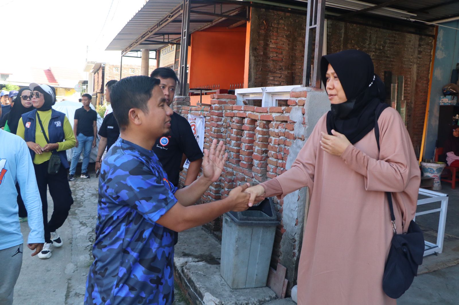 Usai Debat Publik, Pasangan Tasming-Hermanto Berinteraksi Langsung dengan Warga Parepare