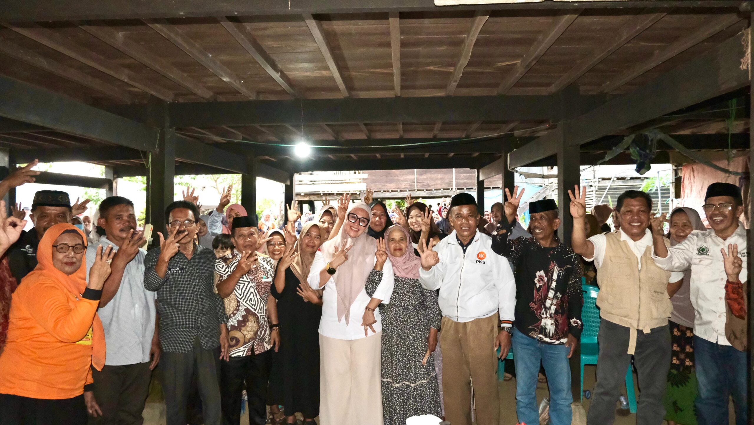 Andi Ina Sampaikan Komitmen Wujudkan Barru Berdaya Saing saat Kampanye di Desa Lempang