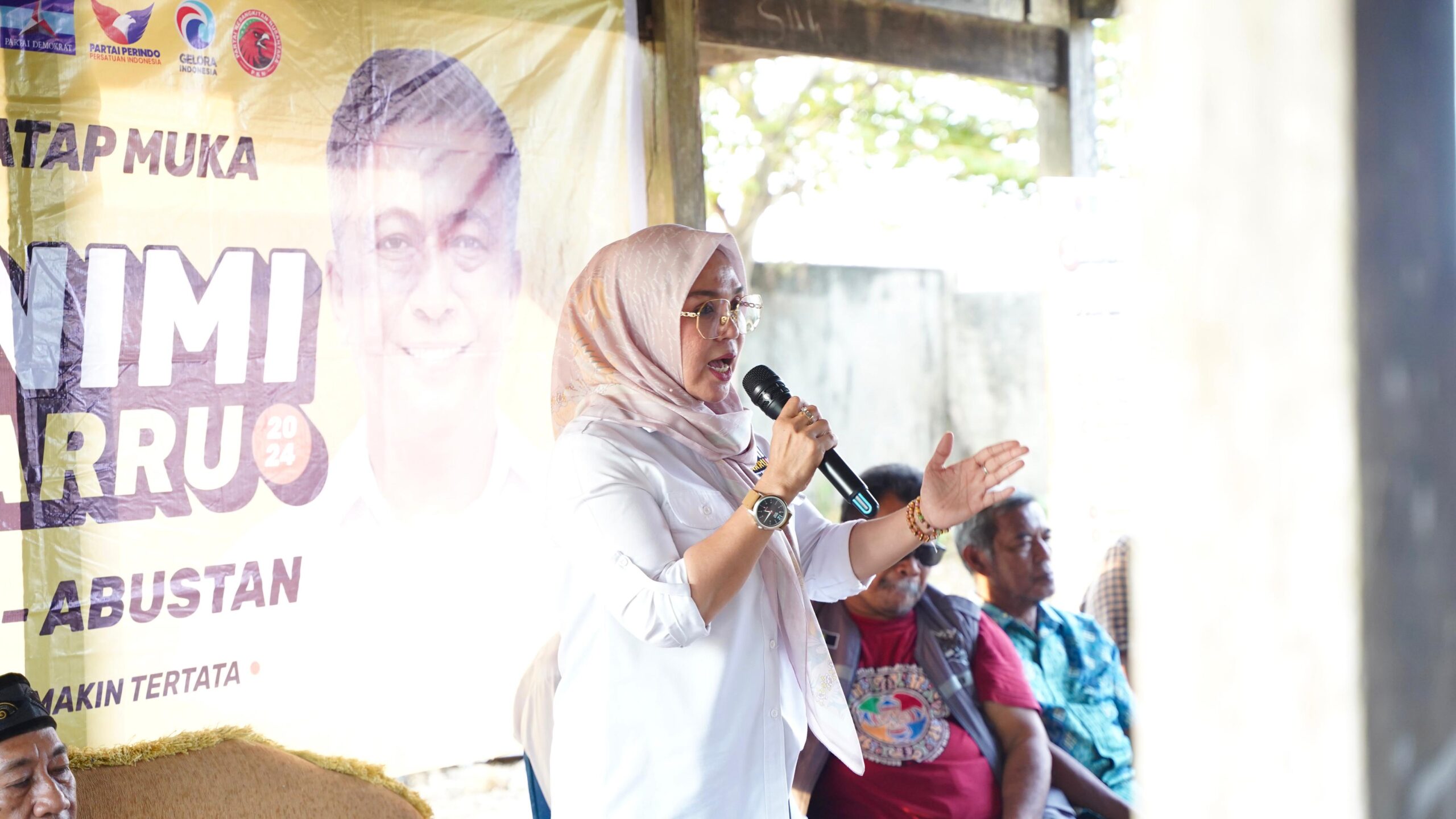 Buka Lapangan Kerja dan Beawsiswa, Komitmen Andi Ina dan Abustan untuk Barru Lebih Tertata