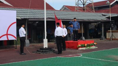Lapas IIA Parepare Tanamkan Nasionalisme di Hari Pahlawan, Warga Binaan Jadi Pengibar Bendera