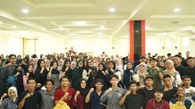 Dukung Pendidikan, Andi Ina Kartika Sari Beri Motivasi di Tryout Akbar Barru