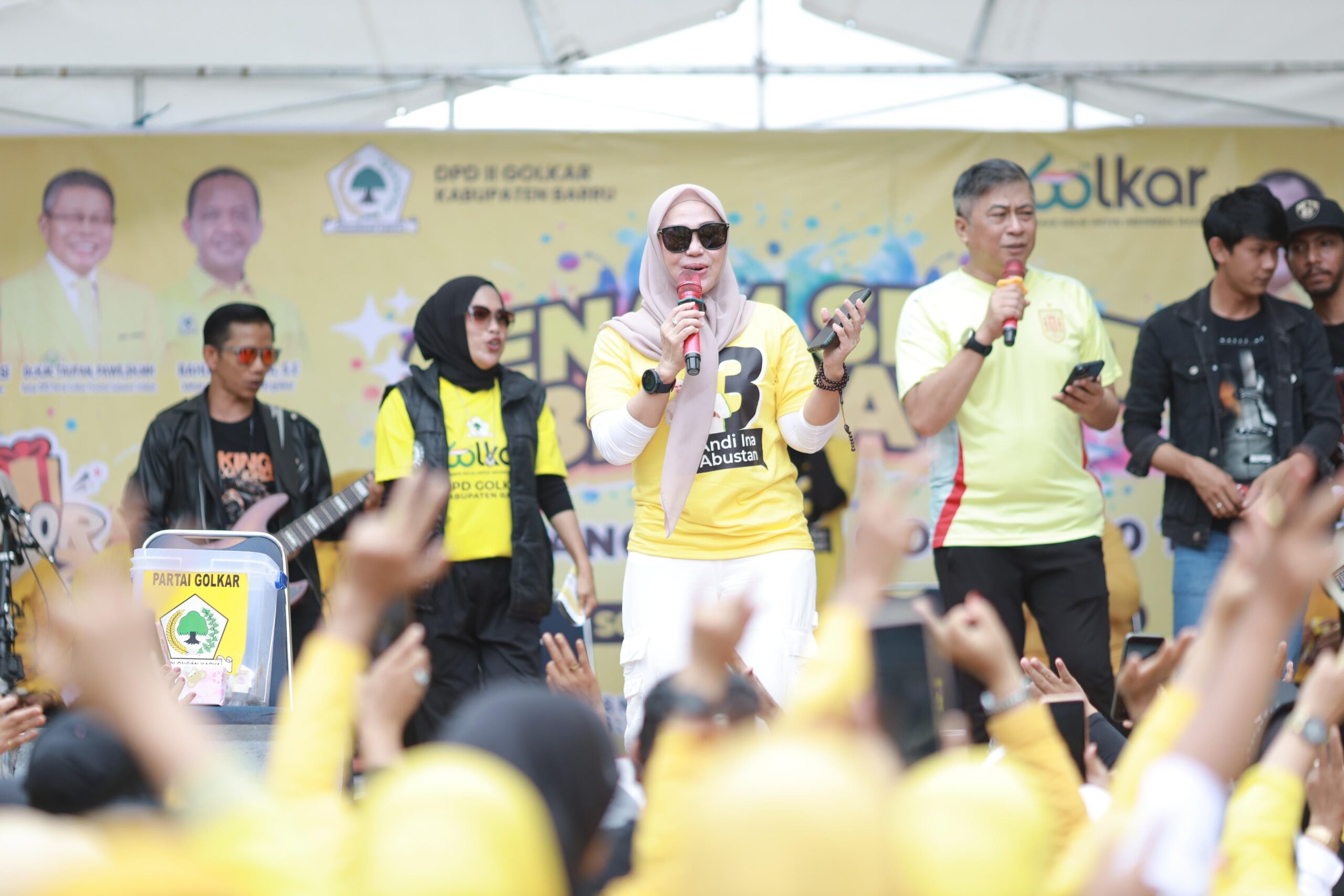 Andi Ina Kartika Sari dan Abustan Hadiri Semarak HUT ke-60 Golkar Barru, Warga Antusias Ikuti Senam Sehat