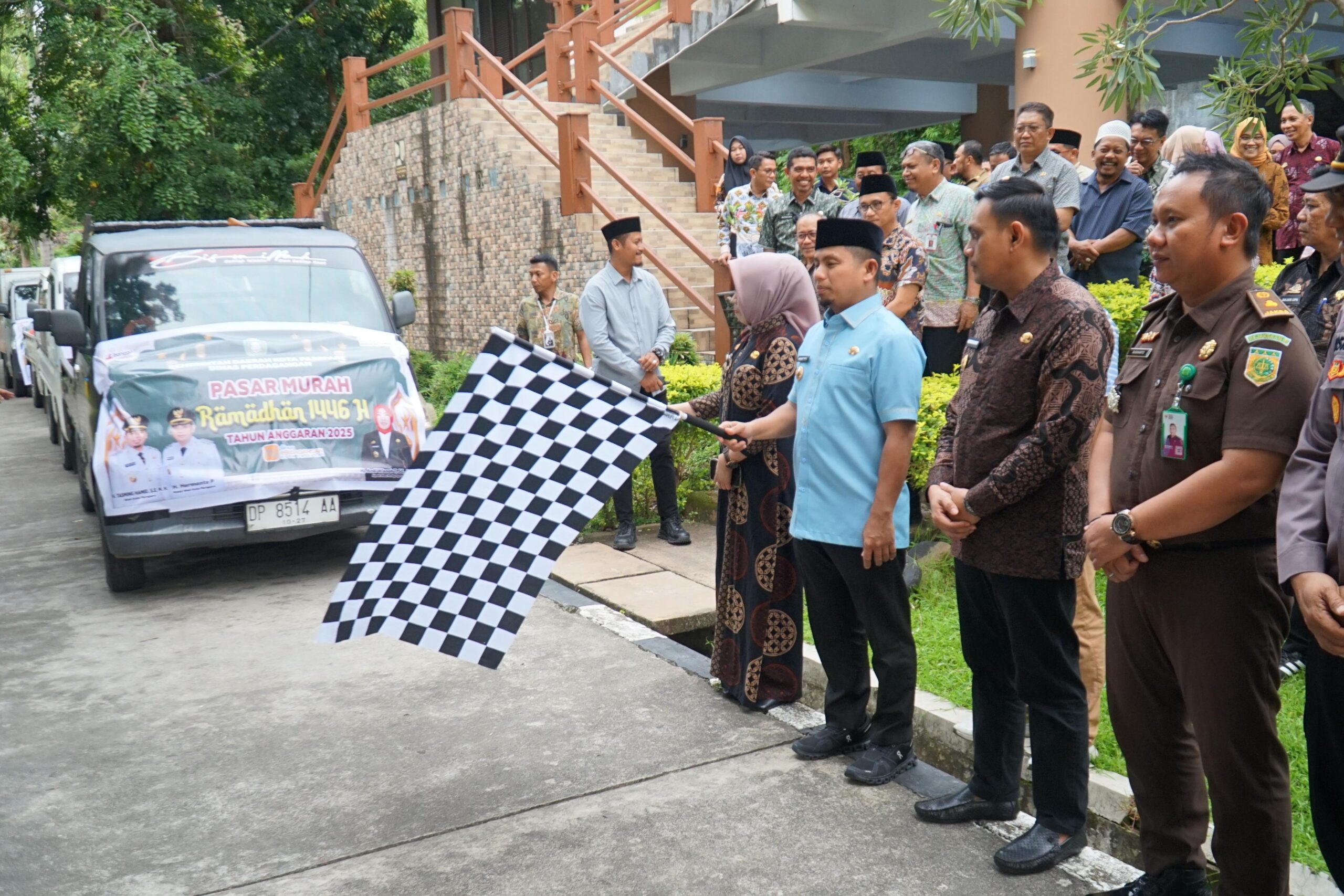 Wali Kota Parepare Tasming Hamid Lepas Pasar Murah Ramadan, Bantu Warga Dapatkan Kebutuhan Pokok Terjangkau