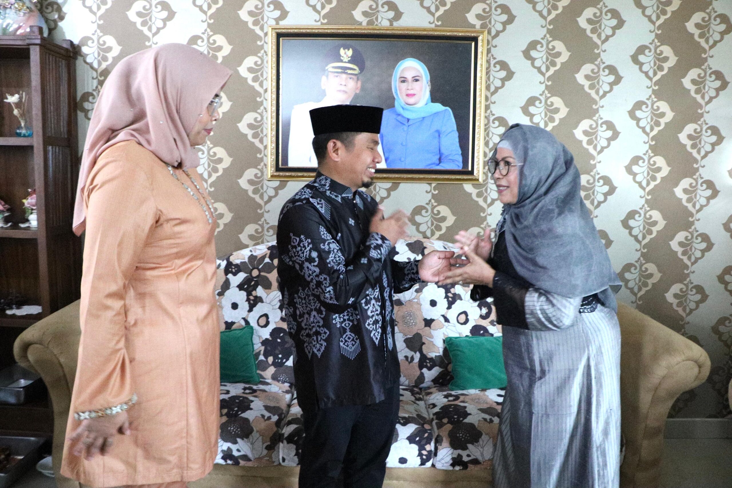 Wali Kota Parepare Tasming Hamid Silaturahmi ke Kediaman Alm. Faisal Andi Sapada