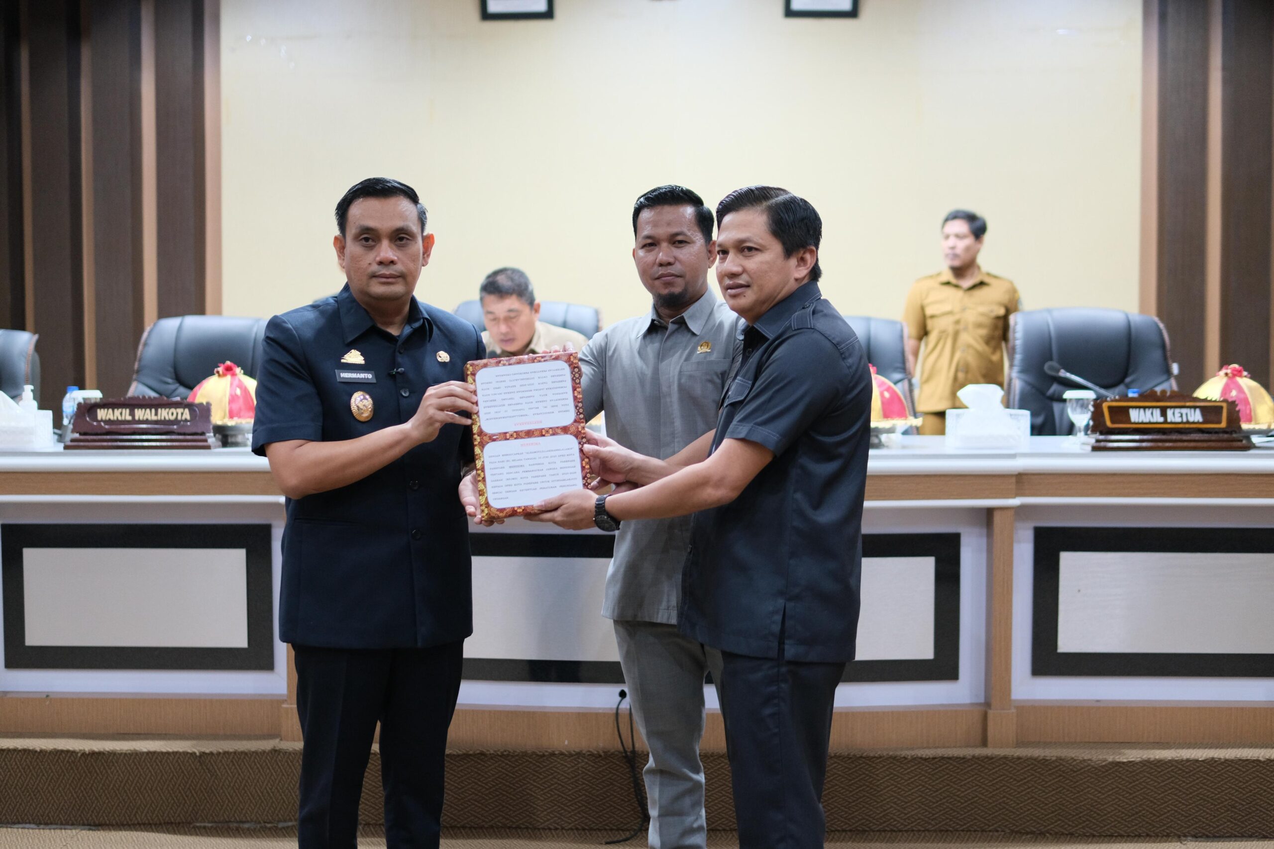 Wawali Hermanto Serahkan Ranperda RPJMD 2025-2029 ke DPRD, Jadi Arah Serius Pembangunan Parepare Lima Tahun ke Depan