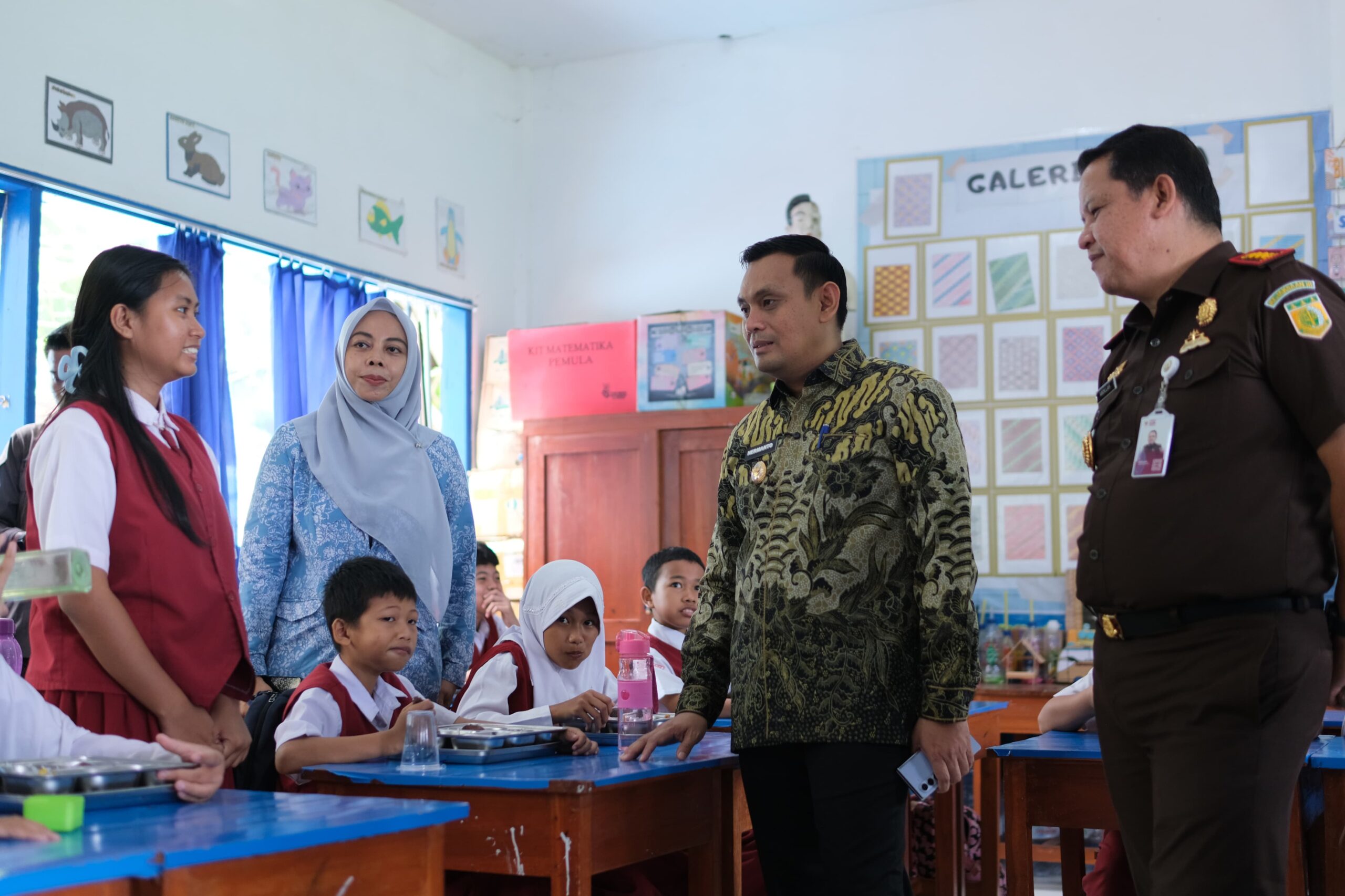 Wakil Wali Kota Parepare Hermanto Tinjau Program Makan Bergizi Gratis