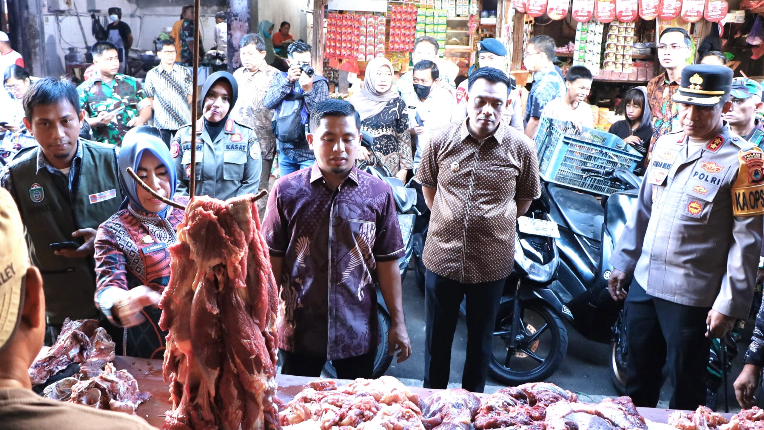 Wali Kota Parepare Tasming Hamid dan Wakilnya Pantau Harga Kebutuhan Pokok Jelang Idul Adha
