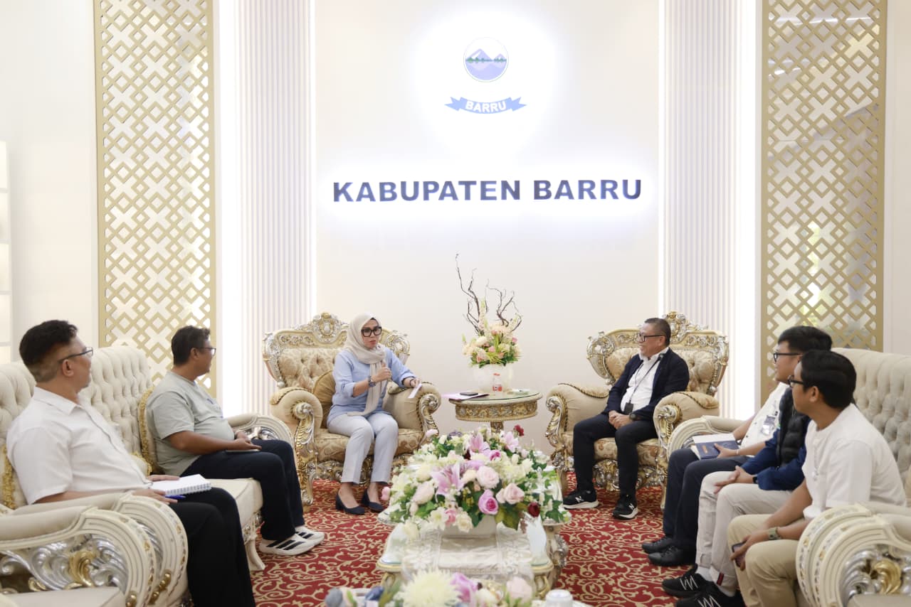Bupati Barru Terima Audiensi ASDP, Bahas Kesiapan Pelabuhan Garongkong dan Digitalisasi Tiket
