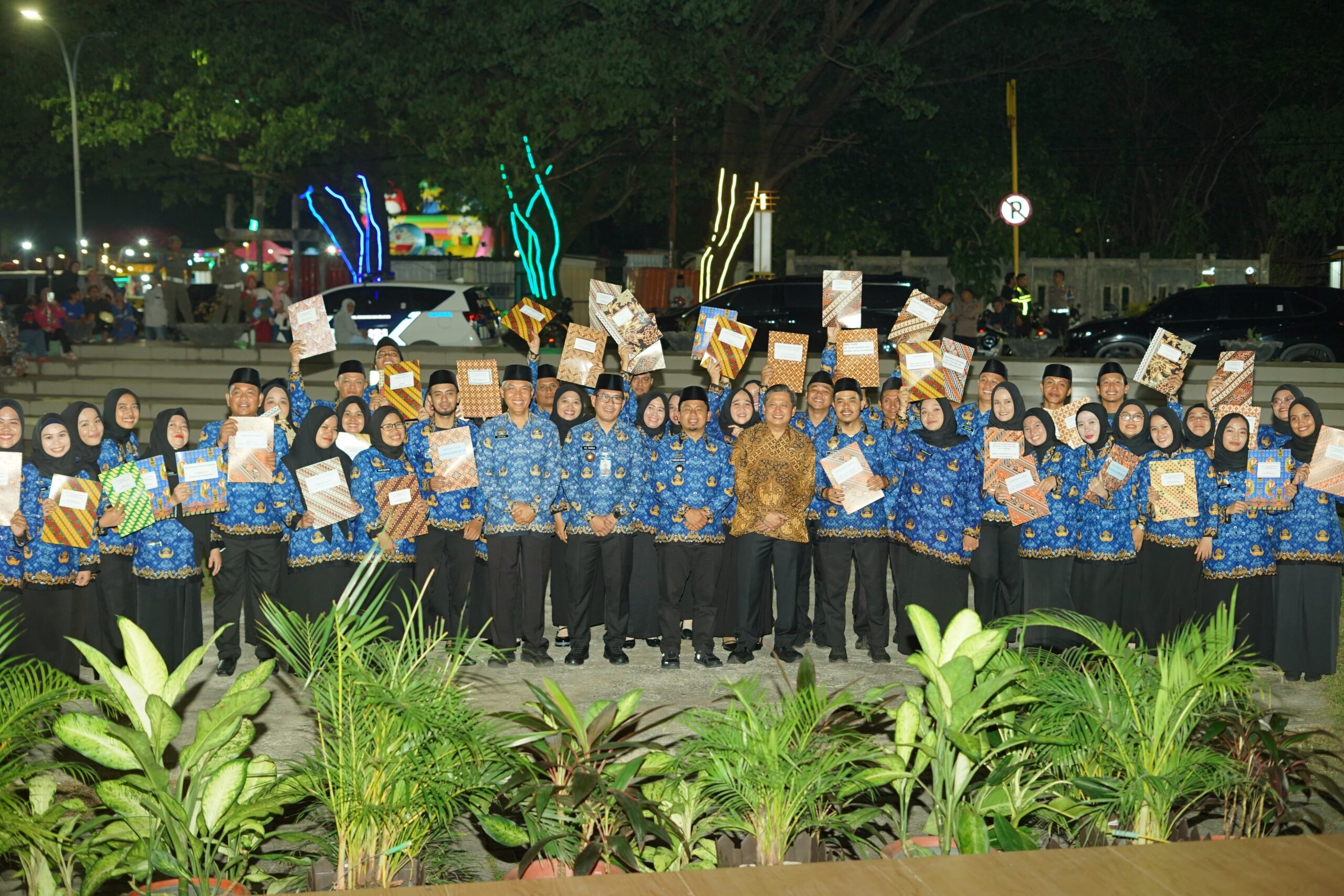 Wali Kota Parepare Tasming Hamid Serahkan SK Pengangkatan 42 PPPK Tahap II Formasi 2024