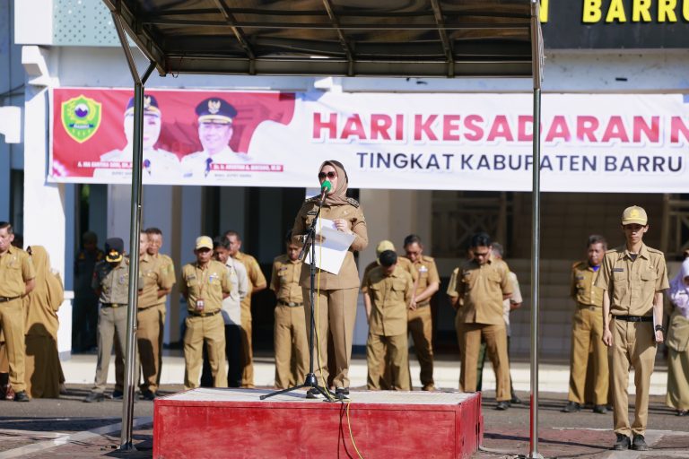 Jadi Irup Upacara, Bupati Barru Tekankan Pentingnya Menjaga Integritas & Menepati Janji Sebagai ASN